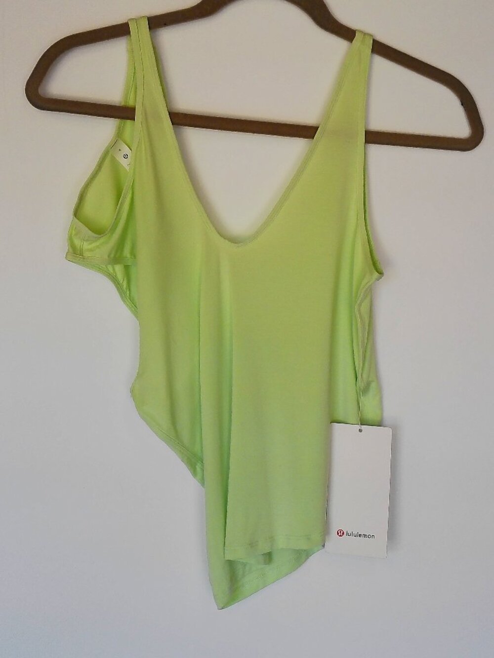 Lululemon Shoulder Cut-Out Yoga Tank Top Size 4 Kohlrabi Green Silk Blend